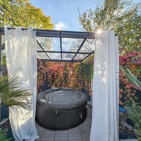 Modern 2Bed Pad W/ Hot Tub Villa Barking  Eksteriør billede
