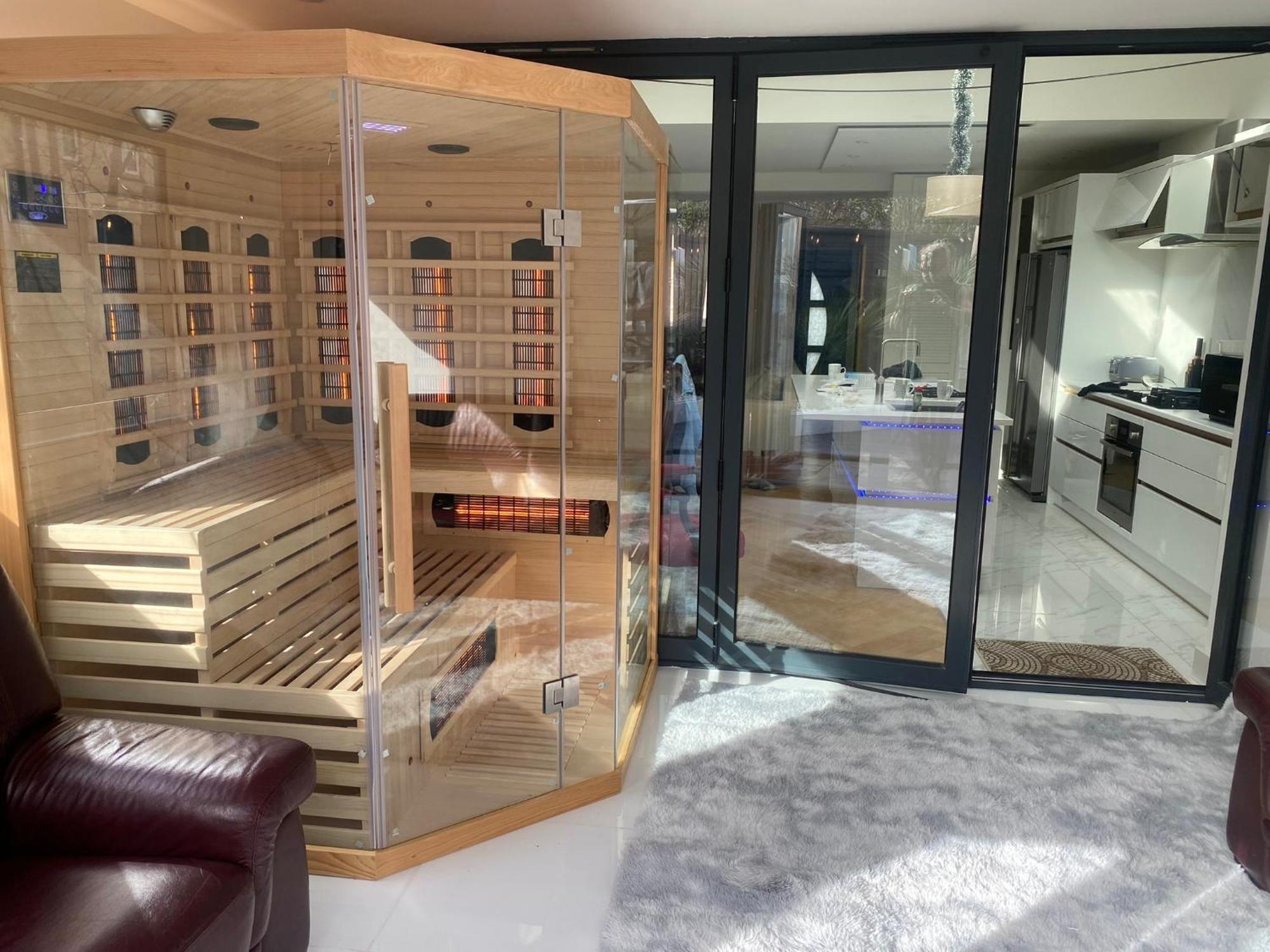 Modern 2Bed Pad W/ Hot Tub Villa Barking  Eksteriør billede
