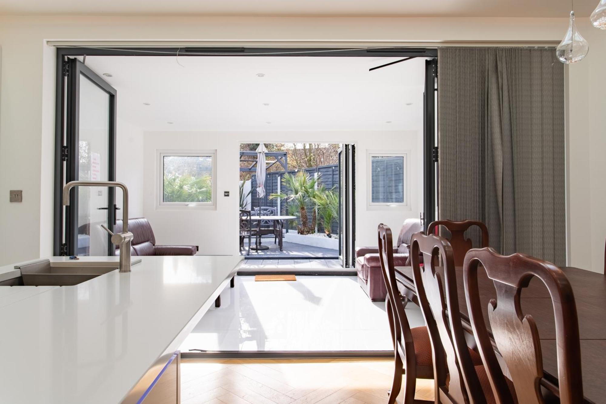 Modern 2Bed Pad W/ Hot Tub Villa Barking  Eksteriør billede